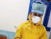 "محمد" يشارك بصورة له أثناء عمله ضمن تمريض مستشفى جامعة المنصورة 
