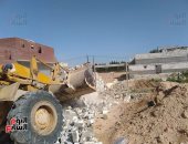 إزالة حالات تعدٍّ على الأراضى الزراعية بمركز ناصر فى بنى سويف 