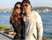 "رضيعة" أوزيل تتلقى عرضاً بـ 250 ألف إسترليني مقابل جلسة تصوير