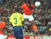 جول مورنينج.. كلويفرت يرعب البرازيليين فى كأس العالم 1998