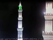 صلاة العشاء والتراويح من المسجد النبوى.. فيديو وصور