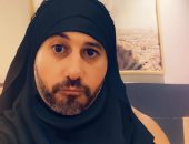 أحمد السعدني يهنئ جمهوره لحلول شهر رمضان بصورة طريفة بفلتر الحجاب