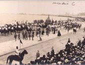 صور.. أصول تاريخية وموروثات ثقافية عمرها 750 عاما وراء واقعة مجسم الكعبة بالإسكندرية.. موكب "الكسوة" للمسلمين وزفة عيد القيامة للمسيحيين مناسبات ارتبطت بالوجدان الشعبى.. والمحافظ: المشكلة كانت فى خرق الحظر