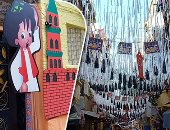 صور.. رمضان فى زمن الكورونا.. حكاية شارع "عين جالوت" بالإسكندرية.. الأهالى يتحدون الفيروس وينشرون البهجة بالزينة والشخصيات الكرتونية.. والشباب يتطوع لصناعة الفوانيس والرسم والكتابة على المنازل والجدران