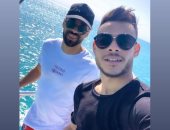 عبد الله السعيد ينشر صورة بصحبة دونجا على البحر