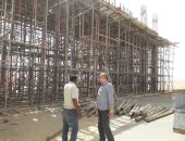 استكمال إنشاء بوابة إدفو الجنوبية من الخطة الاستثمارية.. صور