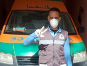 الجيش الأبيض.."مرعى" فنى قيادة سيارات إسعاف كفر الشيخ فى مواجهة كورونا