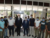 جامعة جنوب الوادى تهدى "الديوان العام بقنا" بوابة تعقيم إلكترونية ..صور