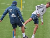 "سلام كورونا" يتسبب فى إصابة مدرب بايرن ميونخ.. اعرف السبب