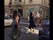 احتفال عن بعد..إيطاليون يرقصون فى الشوارع احتفالا بتخفيف قيود الحظر..فيديو