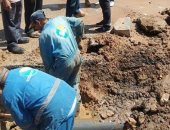 "مياه الشرب" بأسوان: أعمال حفر تسببت بكسر خط مياه طريق السادات وجارى الصلاح