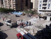 صور ..إزالة التعديات وفتح الطريق بشارع محمد نجيب وحتى الملك حفنى شرق الإسكندرية