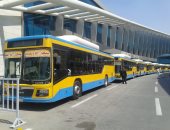 صور.. أتوبيسات النقل العام تنقل المصريين العائدين من الكويت للحجر الصحى 