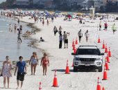 صور.. ولاية فلوريدا الأمريكية تعيد فتح الشواطئ والمطاعم فى رفع جزئى للحظر