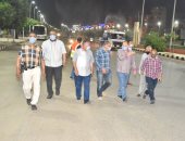 محافظ أسيوط يتفقد أعمال التطهير والنظافة بشوارع وميادين حي غرب