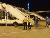 صور.. مطار مرسى علم يستقبل رحلة طيران لعالقين مصريين من الهند تقل 104 ركاب