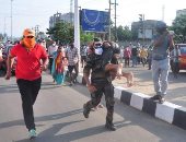 مقتل 5 أشخاص وإصابة المئات إثر تسرب غاز في مصنع بالهند.. فيديو