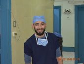 الجيش الأبيض.. إسلام من تمريض مستشفى الجامعة بالإسماعيلية فى مواجهة كورونا