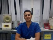 الجيش الأبيض.. "محمد" أخصائى تحاليل بمستشفى القنايات بالشرقية فى مواجهة كورونا