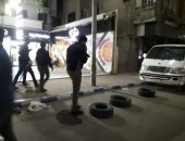 صور.. بالتزامن مع الحظر.. حملات لإزالة الإعلانات المخالفة بالإسكندرية