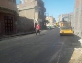 رصف طريق قرية منقطين وإزالة 21 حالة تعد بالبناء بمراكز محافظة المنيا