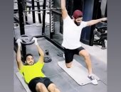 وصلة تدريبات فى الجيم تجمع صالح جمعة وكهربا على أنغام الموسيقى