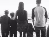 فيكتوريا بيكهام تحتفل بعيد الأم فى أمريكا بصورة مع ابنائها الأربعة