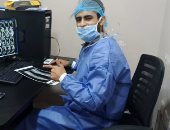 الجيش الأبيض.. "أحمد" فنى أشعة على خط مواجهة كورونا بمستشفى جامعة الزقازيق