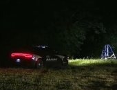 "افتكره لعبة".. طفل 5 سنوات يقتل اخيه بمسدس وجده بحديقة منزله فى بريطانيا