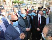 وزير النقل ومحافظ بنى سويف يتفقدان العمل بمشروع كوبرى مزلقان المديرية 