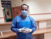الجيش الابيض.. "شعبان الحسينى" ممرض في مواجهة كورونا بمستشفي الأحرار