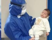 عمرها شهران فقط..الطفلة ماسة تنتصر على كورونا بمستشفى قها للحجر الصحى (صور)