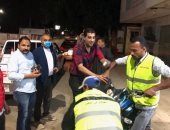 رئيس حى الدقى يقود حملة ليلية لإعادة الانضباط والالتزام بقرار الحظر.. صور