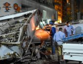 صور.. حملة مكبرة لإزالة الإعلانات المخالفة بمحافظة الإسكندرية