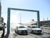 السعودية.. تدشن أول وحدة ذاتية لتعقيم المركبات ضمن جهود مواجهة كورونا