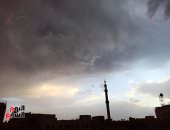 صور.. أمطار ورعد وبرق في سماء محافظة الأقصر