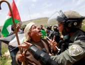 اشتباكات بين فلسطينيين وقوات الاحتلال الإسرائيلى خلال إحياء ذكرى النكبة