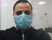 الجيش الأبيض.. "محمود" فنى أجهزة طبية بمستشفى الأحرار فى مواجهة كورونا