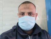 الجيش الأبيض.. "أسامة" إدارى بمستشفى الأحرار بالزقازيق في مواجهة كورونا