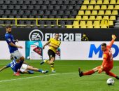 دورتموند يسحق شالكه برباعية فى افتتاح مباريات زمن كورونا بالدورى الألمانى