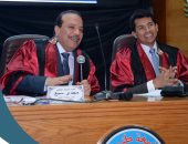 وزير الشباب والرياضة ورئيس جامعة طنطا يمنحان درجة الماجستير لنجل النائب فتحى ندا