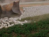 إزالة 40 حالات تعدي على الأراضي الزراعية ورفع 25 طن مخالفات بسوهاج