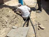 صور.. الانتهاء من إحلال الكابلات الأرضية المتهالكة بحى جمرك الإسكندرية