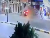 لحظة دهس سيارة لأربعة أطفال فى أبنوب بمحافظة أسيوط.. فيديو
