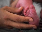 ولادة طفل بأجسام مضادة لـ كورونا بعد تطعيم الأم أثناء الحمل بولاية أمريكية