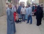 فض أسواق إسطنها وكفر الباجور بالمنوفية منعا للتزاحم بسبب كورونا ..صور