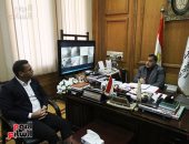 رئيس السكة الحديد يعلن الدفع بـ 6 قطارات إضافية من القاهرة لأسوان استعدادا للعيد.. أشرف رسلان: تشغيلها يبدأ من الأسبوع الأخير لرمضان وحجز تذاكرها قبل السفر بـ24 ساعة.. جدول عملها مرن بسبب الظروف الحالية