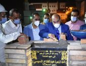 محافظ أسوان يضع حجر الأساس لمستشفى الاستقبال والطوارئ الجامعى
