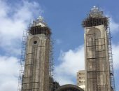 يد تحمى ويد تبنى "مسجد وكنيسة".. دور العبادة تلألأ بمحور المحمودية في الإسكندرية