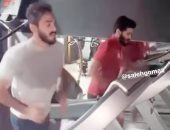 الموز على مائدة سحور كهربا.. ووصلة تدريبية مع صالح جمعة